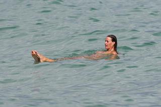 Kelly Bensimon feet photo thumbnail