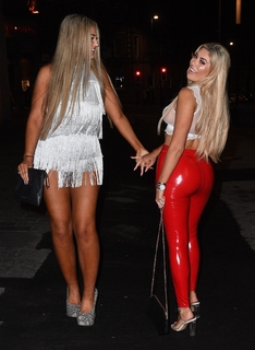 Chloe Ferry feet photo thumbnail