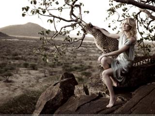 Kate Hudson feet photo thumbnail