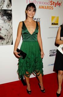 Jordana Brewster feet photo thumbnail