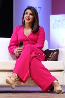 Priyanka Chopra Jonas feet photo thumbnail