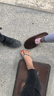 Adriana Lima feet photo thumbnail