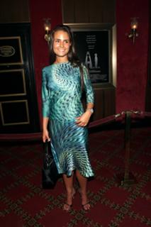Jordana Brewster feet photo thumbnail