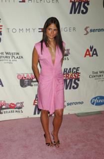 Jordana Brewster feet photo thumbnail
