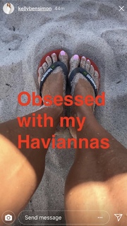Kelly Bensimon feet photo thumbnail
