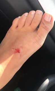 Vale Genta feet photo thumbnail