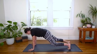 Adriene Mishler feet photo thumbnail