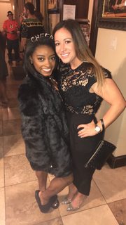Simone Biles feet photo thumbnail