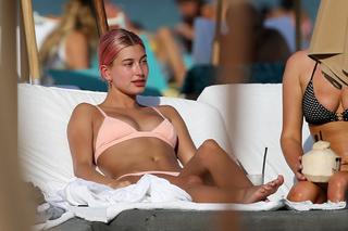 Hailey Bieber feet photo thumbnail