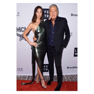 Lily Aldridge feet photo thumbnail