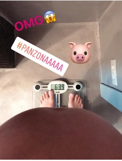 Tania Cagnotto feet photo thumbnail