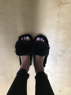 Kelly Bensimon feet photo thumbnail