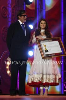 Aishwarya Rai Bachchan feet photo thumbnail