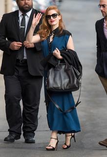 Jessica Chastain feet photo thumbnail