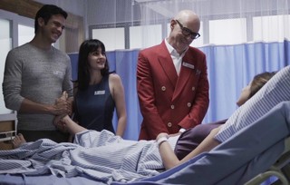 Camila Queiroz feet photo thumbnail