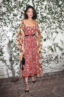 Eiza González feet photo thumbnail