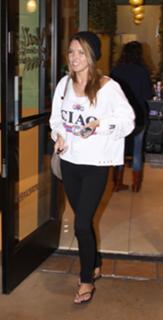 Audrina Patridge feet photo thumbnail