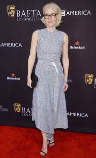 Gillian Anderson feet photo thumbnail