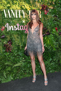 Taylor Hill feet photo thumbnail