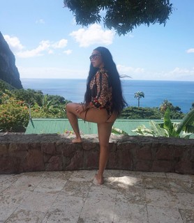 Angela Simmons feet photo thumbnail