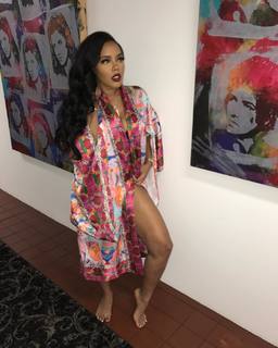 Angela Simmons feet photo thumbnail