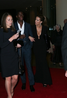 Kate Beckinsale feet photo thumbnail