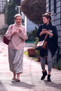 Cameron Diaz feet photo thumbnail