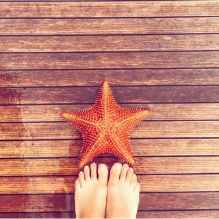 Grazi Massafera feet photo thumbnail