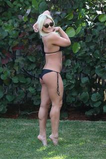 Brooke Hogan feet photo thumbnail