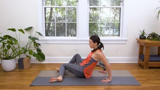 Adriene Mishler feet photo thumbnail