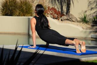 Danica Patrick feet photo thumbnail