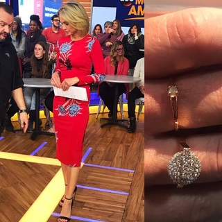 Amy Robach feet photo thumbnail