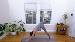 Adriene Mishler feet photo thumbnail