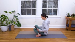 Adriene Mishler feet photo thumbnail
