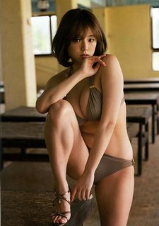 Ai Shinozaki feet photo thumbnail