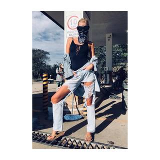 Elsa Hosk feet photo thumbnail