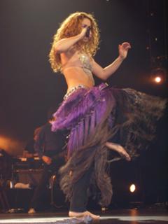Shakira feet photo thumbnail