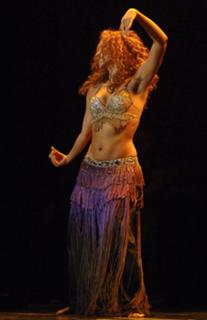 Shakira feet photo thumbnail