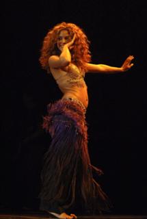 Shakira feet photo thumbnail