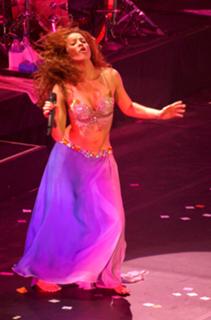 Shakira feet photo thumbnail