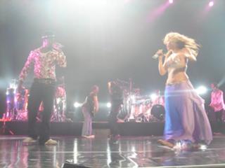 Shakira feet photo thumbnail