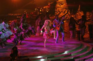 Shakira feet photo thumbnail