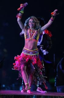 Shakira feet photo thumbnail