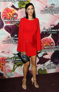 Catherine Bell feet photo thumbnail