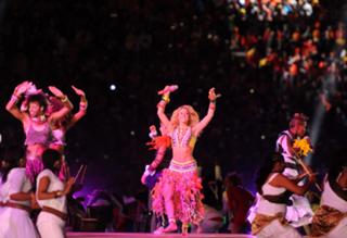 Shakira feet photo thumbnail