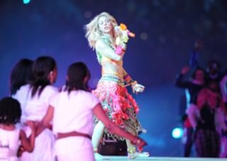 Shakira feet photo thumbnail