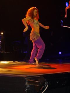 Shakira feet photo thumbnail