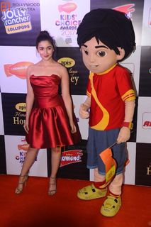 Alia Bhatt feet photo thumbnail