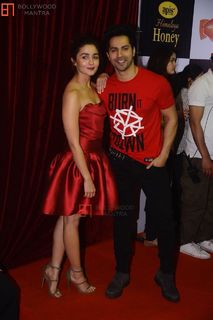 Alia Bhatt feet photo thumbnail