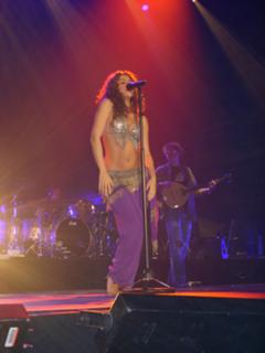 Shakira feet photo thumbnail